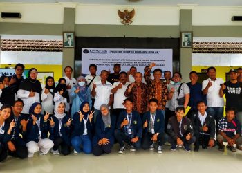 Doktor Mengabdi LPPM UB Kembangkan Akuaponik Budidaya Lele di Desa Labruk Lor Lumajang